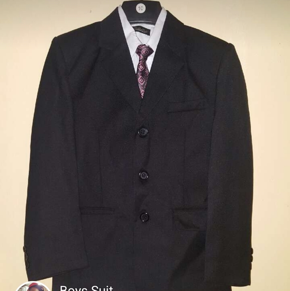 Boy suit - Picture 1 of 1